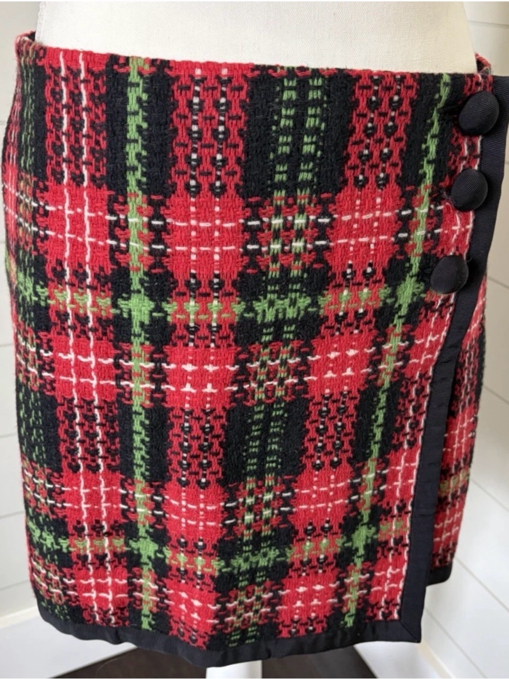Vineyard Vines Shep & Ian 100% wool skirt plaid red green black mini women's  4